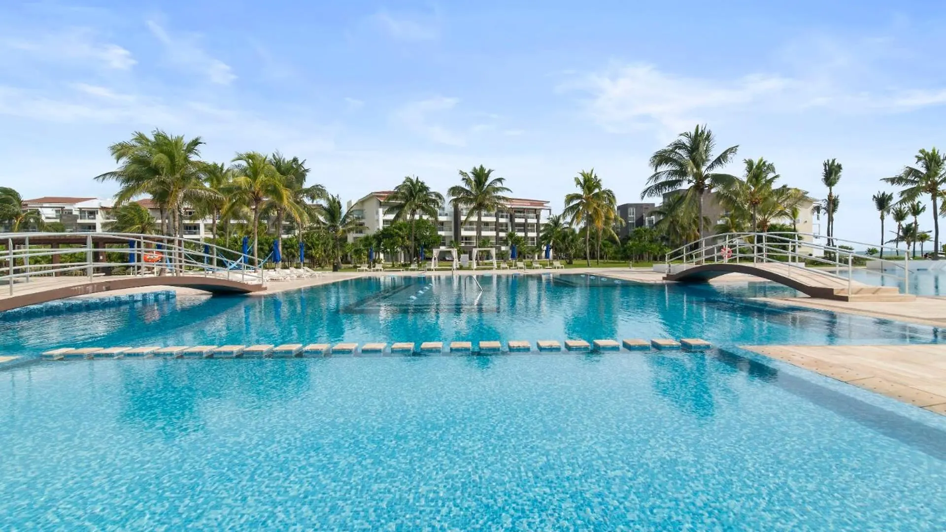 Exclusive Ocean-View Condo In Riviera Maya Playa del Carmen Mexiko